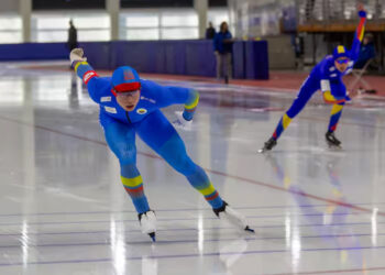 Patinadores colombianos brillan sobre el hielo en campeonato nacional en Utah